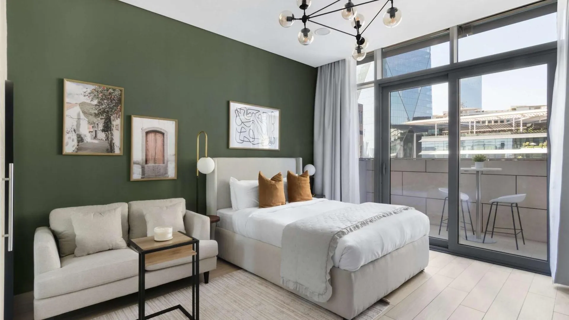 Silkhaus Great View Studio With Balcony In Burj Daman Dubai